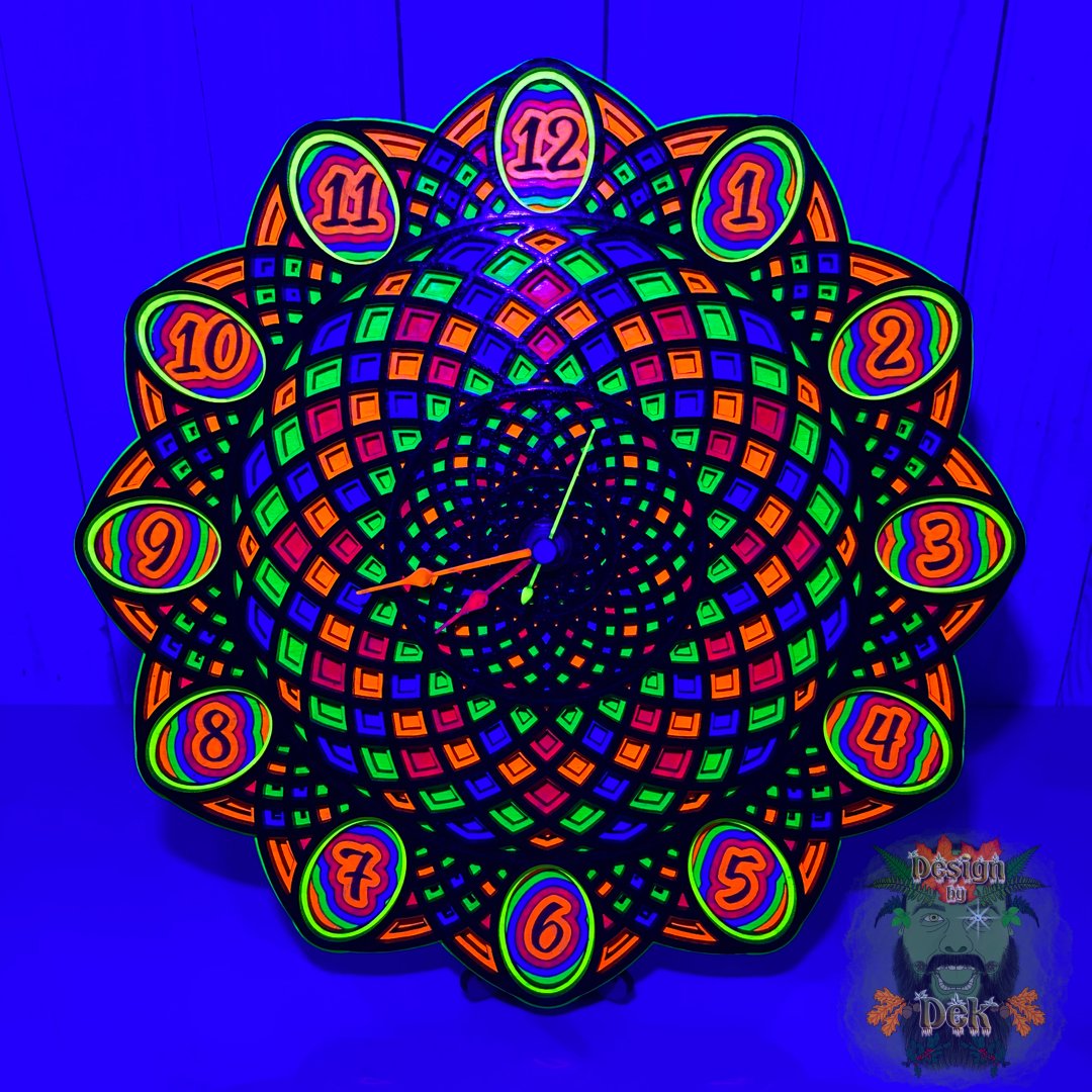 Wall Clock - Twelve Point Twist (UV)